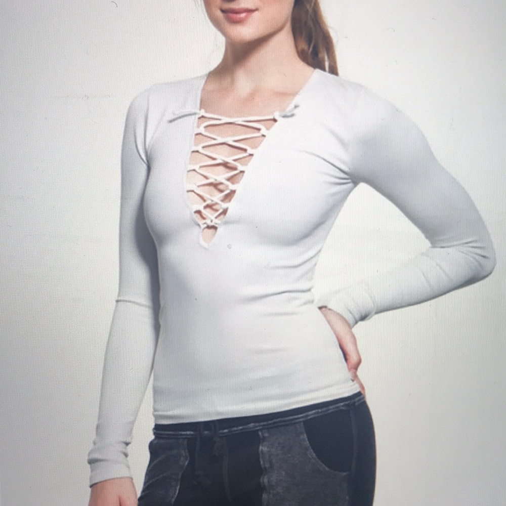 Seamless Lace Up Layering Top